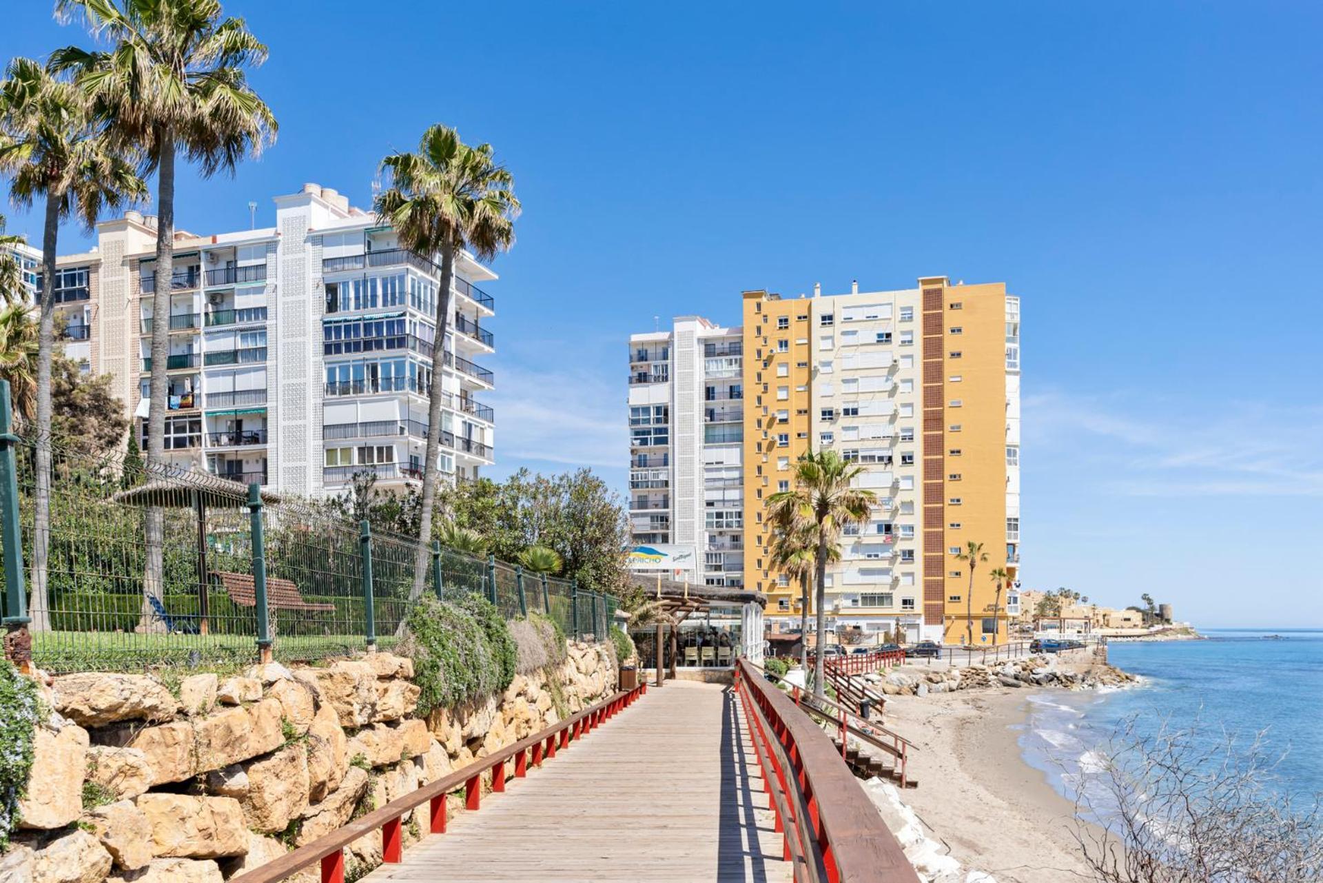 Beachfront Calahonda Apartment By Costarentals - Ref 89 Sitio de Calahonda Екстериор снимка