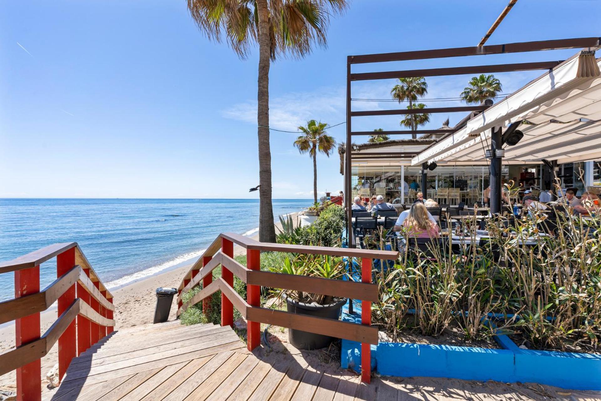 Beachfront Calahonda Apartment By Costarentals - Ref 89 Sitio de Calahonda Екстериор снимка